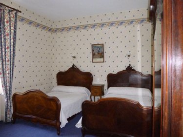 Maison a vendre Aigurande 36140 Indre 226 m2 17 pièces 161000 euros