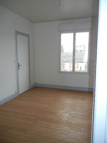 Location maison Soissons 02200 Aisne 127 m2 10 pièces 869 euros