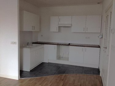 Location appartement Estaires 59940 Nord 69 m2 5 pièces 644 euros