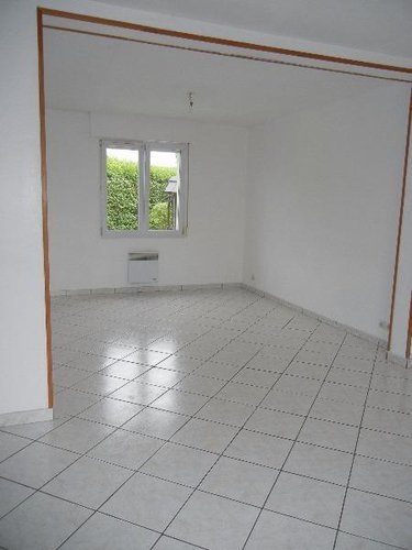 Location maison Neuville-sur-Margival 02880 Aisne 91 m2 5 pièces 609 euros