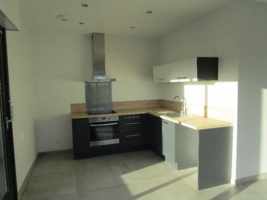 Location maison Steenvoorde 59114 Nord 115 m2 5 pièces 1022 euros