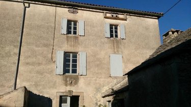 propriete a vendre Saint-Affrique 12400 Aveyron 600 m2 14 pièces 300000 euros