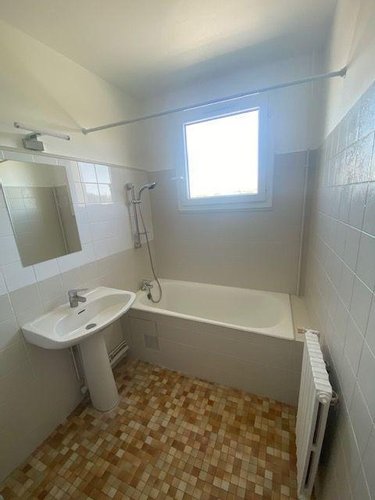 Location appartement Évreux 27000 Eure 51 m2 3 pièces 550 euros