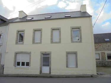 Location immeuble de rapport Landivisiau 29400 Finistère 68 m2  580 euros
