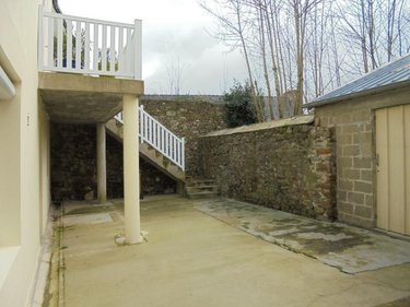 Location immeuble de rapport Landivisiau 29400 Finistère 68 m2  580 euros