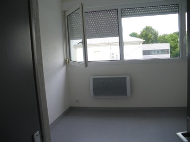 Location appartement Rennes 35000 Ille-et-Vilaine 18 m2 1 pièce 390 euros
