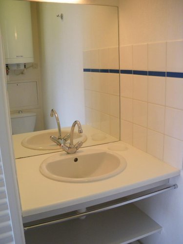 Location appartement Rennes 35000 Ille-et-Vilaine 18 m2 1 pièce 390 euros
