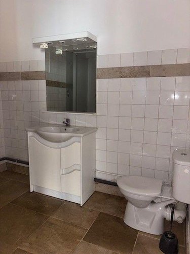 Location appartement Saint-Amand-Montrond 18200 Cher 81 m2 4 pièces 580 euros