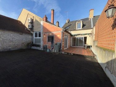 Location appartement Saint-Amand-Montrond 18200 Cher 81 m2 4 pièces 580 euros