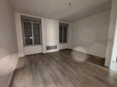 Location appartement Saint-Amand-Montrond 18200 Cher 81 m2 4 pièces 580 euros