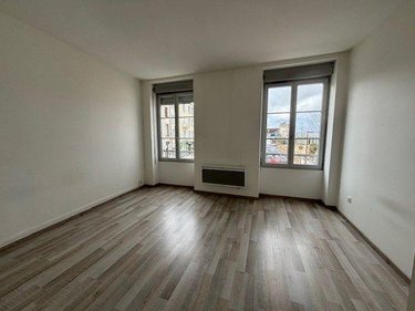 Location appartement Saint-Amand-Montrond 18200 Cher 81 m2 4 pièces 580 euros