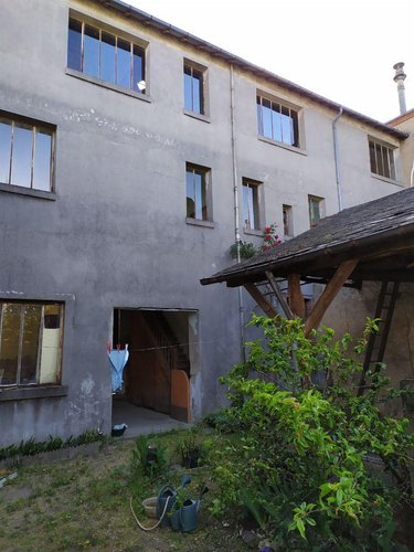 Divers a vendre Mehun-sur-Yèvre 18500 Cher 327 m2  55000 euros