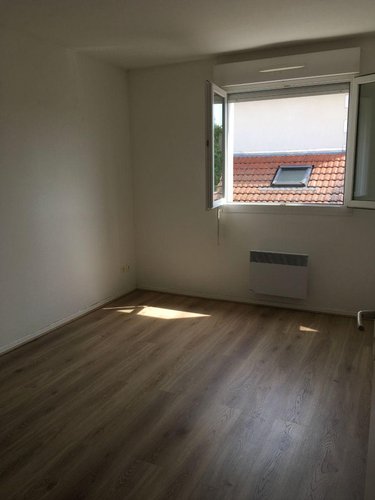 Location appartement Frignicourt 51300 Marne 62 m2 3 pièces 457 euros
