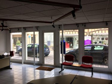 Location fonds et murs commerciaux Bar-sur-Seine 10110 Aube 85 m2  540 euros