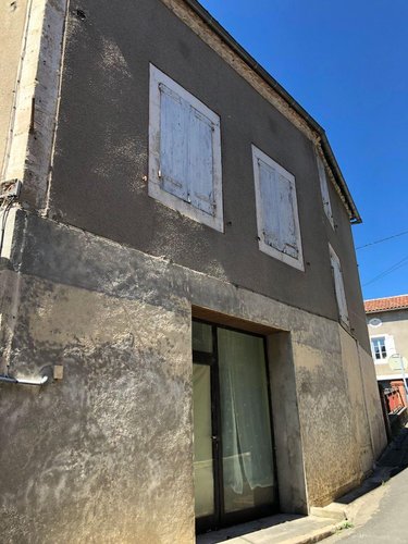 Immeuble a vendre Lacapelle-Marival 46120 Lot 146 m2  19000 euros