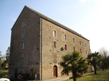 Immeuble a vendre Le Sourn 56300 Morbihan 1137 m2  314400 euros