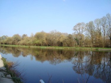 Immeuble a vendre Le Sourn 56300 Morbihan 1137 m2  314400 euros