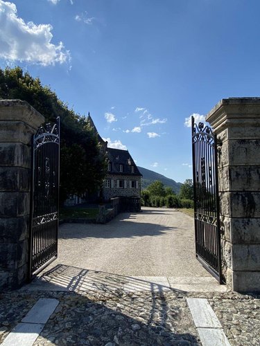 Maison a vendre Le Falgoux 15380 Cantal 15 pièces 2279000 euros