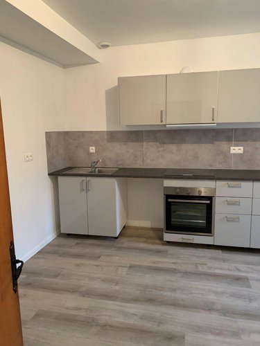 Location maison Bodilis 29400 Finistère 115 m2 8 pièces 867 euros