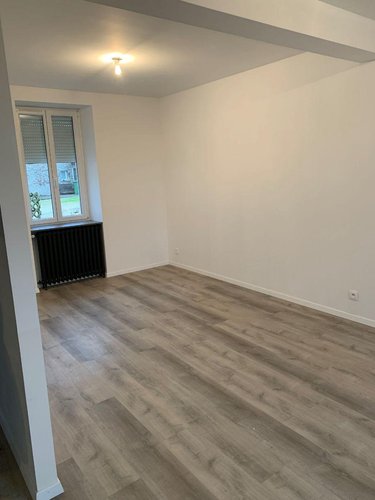 Location maison Bodilis 29400 Finistère 115 m2 8 pièces 867 euros