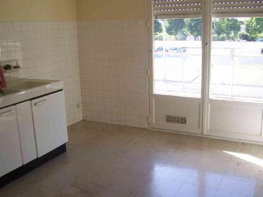 Location appartement Châtellerault 86100 Vienne 77 m2 4 pièces 585 euros
