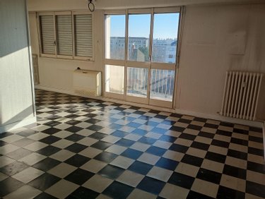 Appartement a vendre Châtellerault 86100 Vienne 75 m2 4 pièces 61000 euros