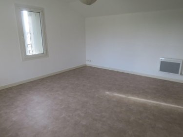 Location appartement Scorbé-Clairvaux 86140 Vienne 49 m2 2 pièces 419 euros