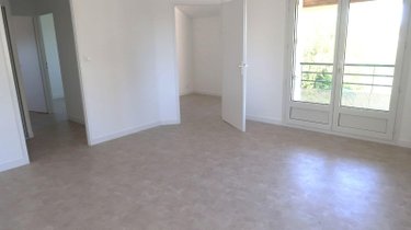 Location appartement Scorbé-Clairvaux 86140 Vienne 49 m2 2 pièces 419 euros