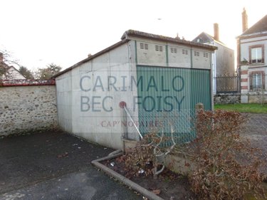 Immeuble a vendre Cloyes-les-Trois-Rivières 28220 Eure-et-Loir 468 m2  291500 euros
