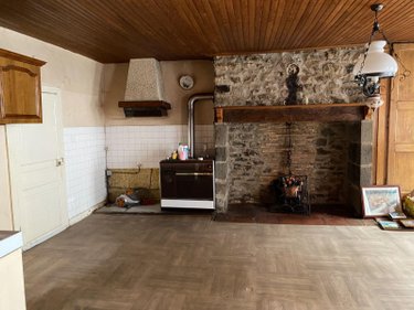 Maison a vendre Mauriac 15200 Cantal 100 m2 7 pièces 33000 euros