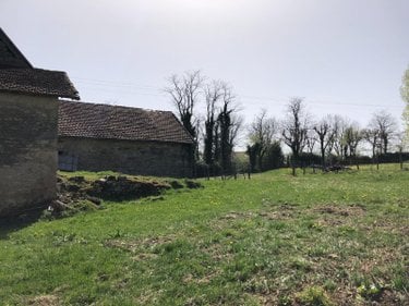 Maison a vendre Assier 46320 Lot 215 m2  95400 euros