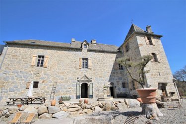 propriete a vendre Villefranche-de-Rouergue 12200 Aveyron 383 m2 7 pièces 375300 euros