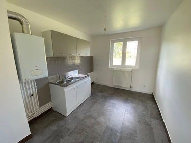 Location maison Saint-Amand-Montrond 18200 Cher 95 m2 4 pièces