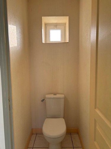 Location appartement Saint-Amand-Montrond 18200 Cher 37 m2 2 pièces 400 euros