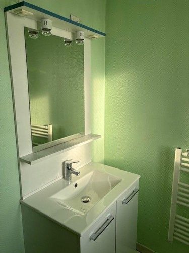 Location appartement Saint-Amand-Montrond 18200 Cher 37 m2 2 pièces 400 euros