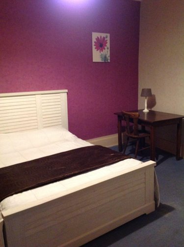 Fonds et murs commerciaux a vendre Saint-Gaultier 36800 Indre  116600 euros