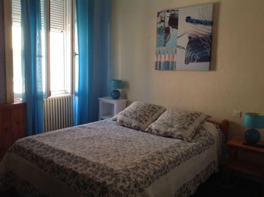 Fonds et murs commerciaux a vendre Saint-Gaultier 36800 Indre  116600 euros