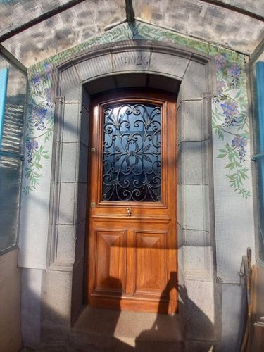 Maison a vendre Chavagnac 15300 Cantal 196 m2 10 pièces 139000 euros