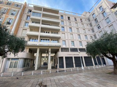 Appartement a vendre Toulon 83000 Var 84 m2 4 pièces 132000 euros