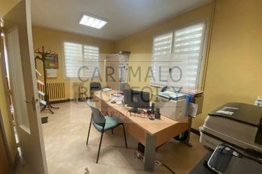 Immeuble a vendre Saint-Hilaire-sur-Yerre 28220 Eure-et-Loir 360 m2  191000 euros