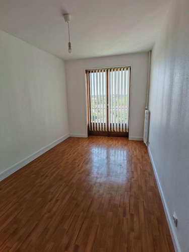 Location appartement Nogent-le-Rotrou 28400 Eure-et-Loir 65 m2 3 pièces 650 euros