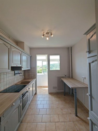 Location appartement Nogent-le-Rotrou 28400 Eure-et-Loir 65 m2 3 pièces 650 euros