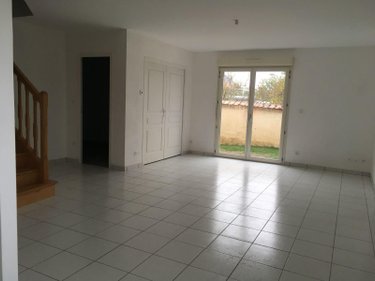 Location maison Fismes 51170 Marne 80 m2  900 euros