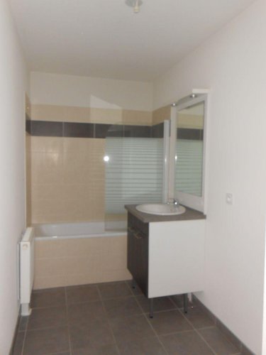 Location appartement Follainville-Dennemont 78520 Yvelines 62 m2 3 pièces 837 euros