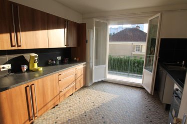 Location appartement Chalon-sur-Saône 71100 Saône-et-Loire 63 m2 3 pièces 610 euros