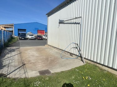 Fonds et murs commerciaux a vendre Le Molay-Littry 14330 Calvados 554 m2  519400 euros