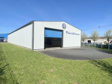 Fonds et murs commerciaux a vendre Le Molay-Littry 14330 Calvados 554 m2  519400 euros