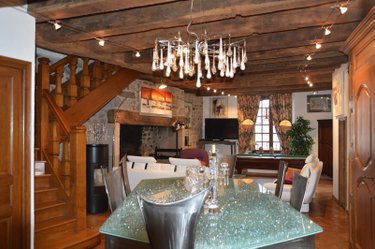 Maison a vendre Ussel 19200 Corrèze 170 m2 6 pièces 364000 euros