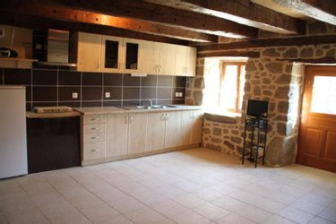Location maison Veyrières 19200 Corrèze 58 m2 3 pièces 610 euros