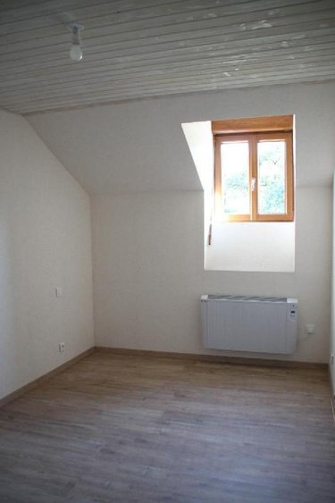 Location maison Veyrières 19200 Corrèze 58 m2 3 pièces 610 euros